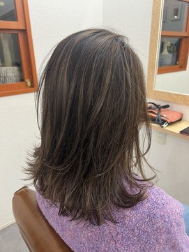 デイトゥデイトゥルーカラーズ(DAY TO DAY true colors) 複雑履歴メンテナンス→ナチュラルハイライトスタイル