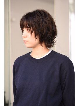ユイツ ショートウルフボブ