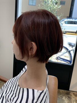 シベル(Sibelles) ピンク×ショートボブ