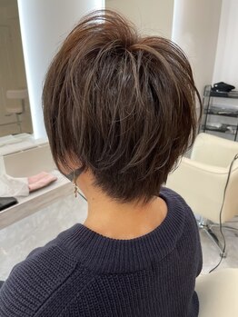 ヒーズ(hiiz)の写真/髪がきれいだと出かけたくなる♪再現性を重視した絶妙なバランスを実現☆毎日キレイなStyleがずっと続く*