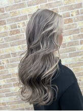 【高彩度発色アディクシーカラー】赤みを消したい方◎高発色でうる艶感☆外国人風カラーでお洒落度アップ♪