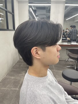 ニコ トウキョウ ロジック(nico TOKYO Logic) メンズセンターパートニュアンスパーマアップバング