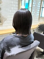 カーラ(Cara)&nbsp;ぱつっとボブ × 外ハネ