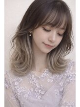 フルール(fleur)&nbsp;透明感インナーグレージュ×ナチュラルレイヤー