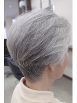 アド 美容室ado 鳳店&nbsp;グレイヘアーショート