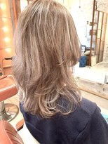 ネオリーブ コパン 鶴見店(Neolive copain)&nbsp;ツヤ感◎ウォームベージュ　neolivecopain