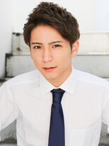 スーツ短髪ツーブロック束感モテる黒髪シークレットパーマ流行