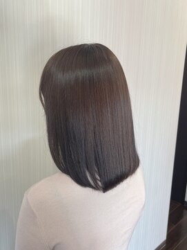 アーク エマーブル(Ark aimable) お手入れ簡単ミディアムヘアー