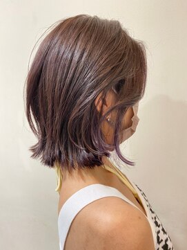 イーストハムネオ(EAST HAM NEO) 切りっぱなしボブ×イヤリングカラー/パープル