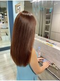 ピンクベージュ