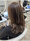 ハイライトベージュ