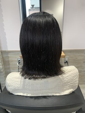 リーオオサカ(Lee Osaka) グレージュカラー