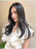 地毛風ネイビーブラック黒髪ロングレイヤーカッ 前髪なしロング