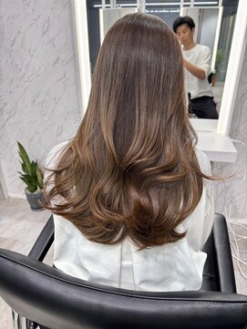 ビームズヘア 藤が丘店(Bee Ms HAIR) サラツヤロングベージュカラーブリーチしない透明感カラー