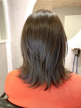 ジーアール(GR) ブリーチなしオリーブグレージュ×レイヤー