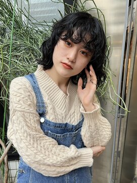 リブロ 三軒茶屋(LIBRO) ホワイトグレージュミニウルフデジタルパーママッシュウルフ