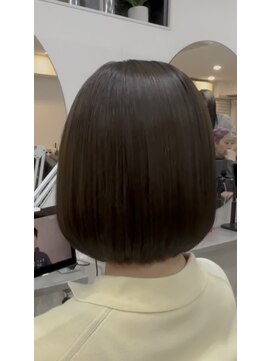 メモリーズ 銀座(Memories) ボブ ボブスタイル オリーブカラー