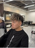 スペインカール　フェードカット　ハイライト　海老名パーマ