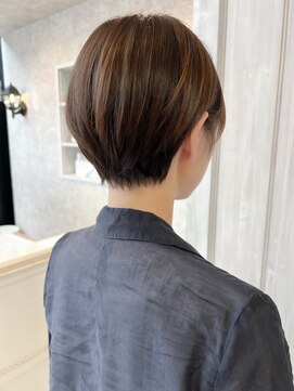 キャアリー(Caary) 福山市美容室Caary似合わせカットすっきり丸みショートヘア