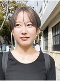 ハイトーングレージュ大人ショート20代30代40代 前髪なし