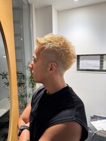 ビーアップヘアー(be:up hair)&nbsp;ハイトーンスパイキーショート×フェード