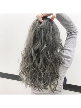 ウィールスター(Wealstar) "wealstar hair design"天王寺 ホワイティアッシュ☆