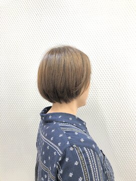 クオリス 上福岡店(QUALIS) 艶カラー/白髪染め/ショートボブ/襟足スッキリ/小顔ショート