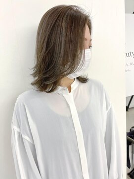 ジゼル(gisele) (稲毛)ホイル10枚で作る白髪ぼかしハイライト