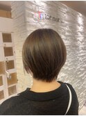 大人ショートボブ/小顔カット/耳かけショート