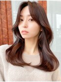 １０代２０代３０代４０代　大人可愛い韓国ヘア　くびれレイヤー