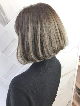 カノイ(KANOI) 【パーソナルカラー】似合わせカラーラテベージュ×大人ボブ