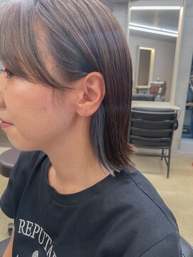 エウペ 渋谷(WEUPE) 斜めバング/グレージュカラー/デザインカラー/シルキーベージュ