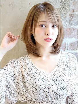 アフロート ルヴア(AFLOAT RUVUA) 30/40/50/60大歓迎★ふわっとひし形レイヤーカット★京佳★新宿