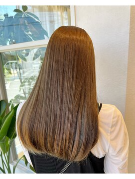 ポジ(poji) ブリーチカラー　ハイライト　ミディアムロング　レイヤー