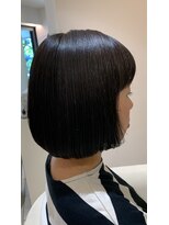 エルトレス(el tres)&nbsp;［eltres］艶髪ミニボブ