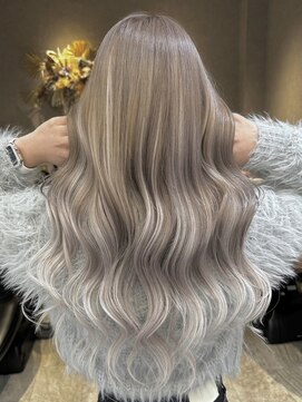 ロンド レア 天神大名店(Lond Le’a) ダブルカラーベージュカラーケアブリーチカラーバレイヤージュ