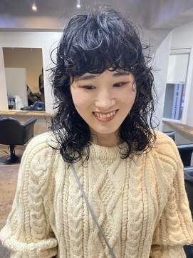 ソイ 下北沢(soi) ミディアムウルフのハードパーマ