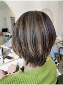 グレージュハイライト+ショート