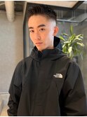 スパイキーショート 刈り上げ アップバング 眉カット 20代