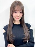 ロングでも軽やかに♪レイヤーカットで動きのある愛されヘア