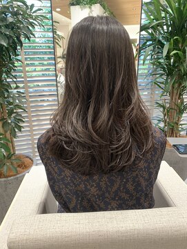 ステアケース 武蔵小杉店(stair:case) コテ巻き風ワンカール　韓国ヘア