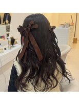 ファミーユプラス(famiiyu+)&nbsp;韓国ヘア くびれレイヤー 顔周りカット 無重力パーマ