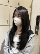 ヘアアンドメイク シークネクスト(HAIR&MAKE SeeK NEXT) 地毛風ブラック×ロングレイヤー