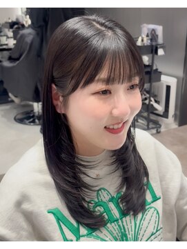 ハルキミナト ジャパン ヨコハマ(HARUKI MINATO japan YOKOHAMA) ミディアムレイヤー/顔周りカット/顔周りレイヤー/ミディアム