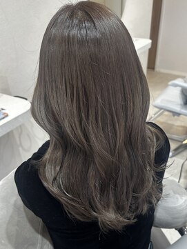 ベル サウス(BHEL south) 津市ロングレイヤーカットハッシュカット透明感カラー重めロング