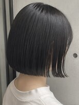 コル アサヒカワ(col asahikawa)&nbsp;黒髪×パツっとボブ