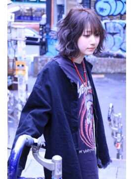 ヘアサロンM 新宿 ☆ハイトーンボブ☆