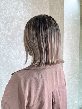 エノルア(enorua) ピンクベージュバレイヤージュ