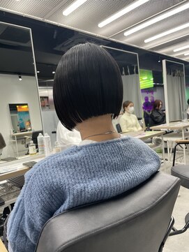 ゼスト 八王子店(ZEST) 頭を小さく見せる小顔カット【栗原勇介】