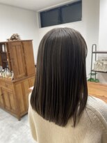 プルトヘアー(Pult Hair) グレーベージュ